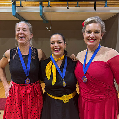 Lisa and fellow skaters at Auckland qualifier for Nationals in artistic roller skating