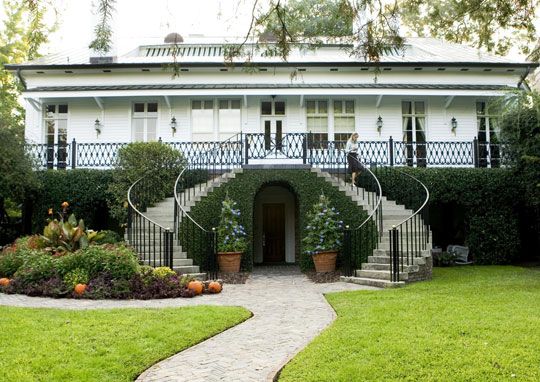 garden view of venue with split outdoor staircase